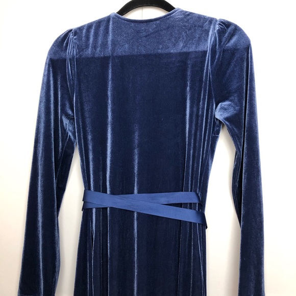 Bebe Velvet Maxi Wrap Dress Hurricane Blue - Picture 8 of 9